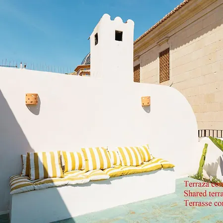 Spacious And Luxurious Mezzanine In Historic Center Appartement Alicante